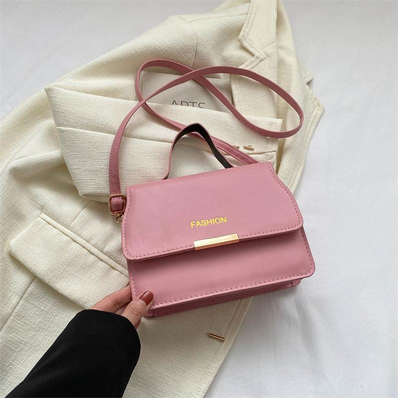 Chic Retro Womens Handbag Casual Shoulder Bag Fashionable Small Square Bag