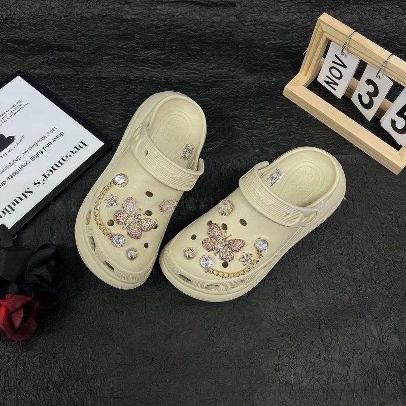 Fashionable Shoe Accessory Set, with a Shoe Chain Clasp, Removable, Suitable for Sandals and Flip-flops.