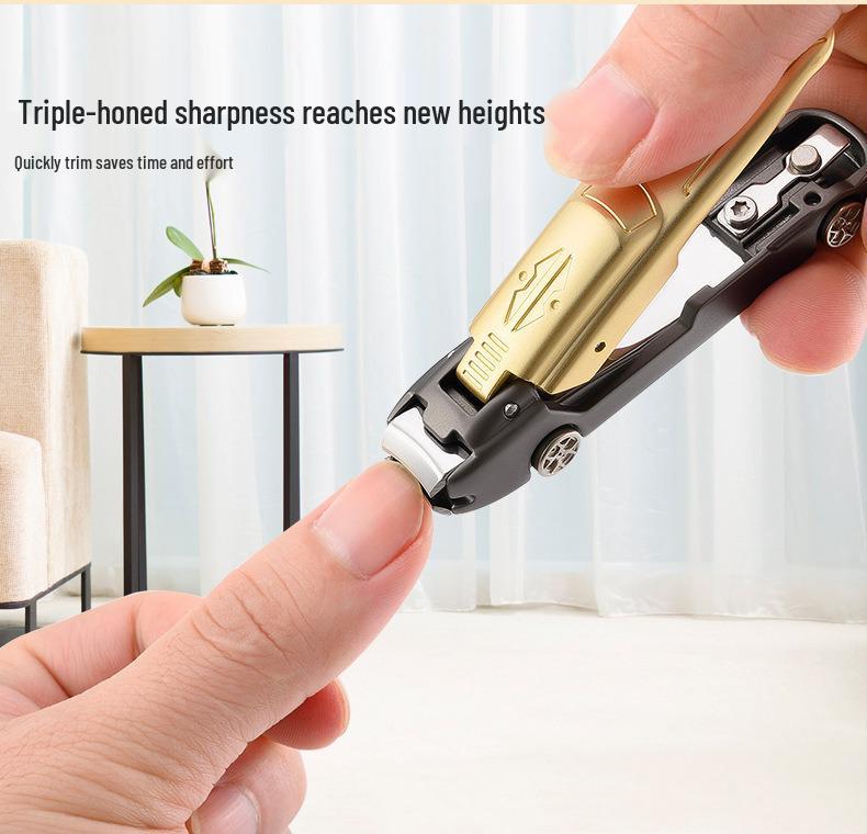 Anti-Splash Stainless Steel Nail Clipper with Large Opening and Car Bionic Design
