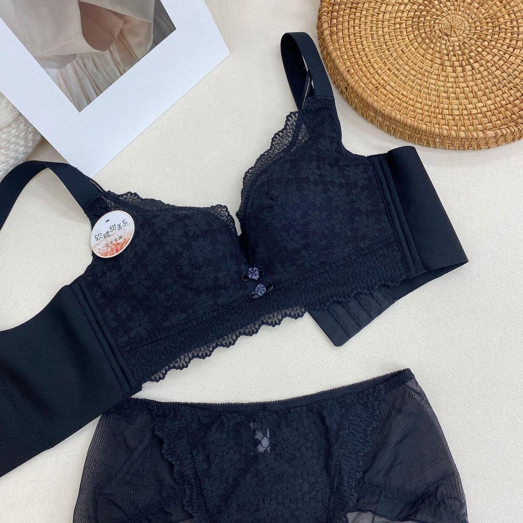 Women's Lace Minimizing Bra Set: Wireless, Thin with Sandwich Cups for Large Bust, Anti-Sagging, Gathers Side Breasts.