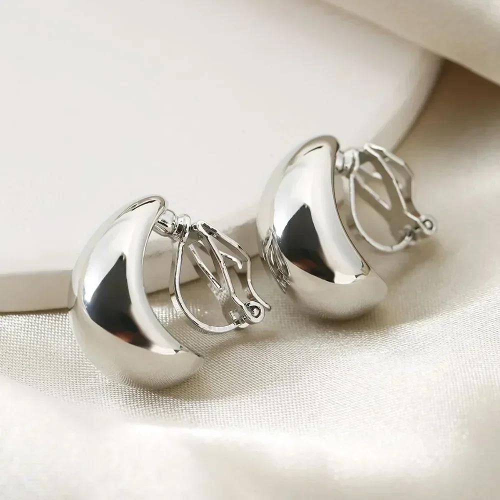 New French Light Luxury Droplet Shaped Ear Clip with No Ear Holes, High Grade, Simple and Smooth Female Earrings Accessories