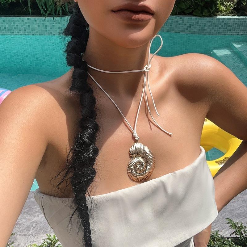 Bohemian Metal Starfish Conch Pendant Necklace for Women Ethnic Ocean Style Rope Necklace Summer Beach Holiday Jewelry