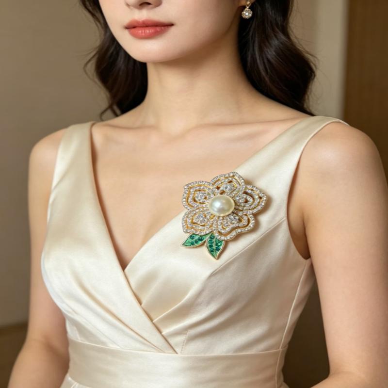 Trendy New Flowers Women Brooch Luxurious High-End Floral Pearl Pins Fashion Female Party Coat Dress Scarf Accessories Jewelry
