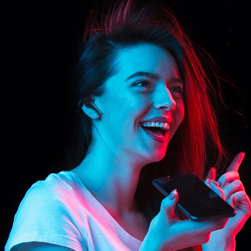 ONIKUMA Bezdrátová herní sluchátka 60MS HiFi Stereo Subwoofer s nízkou latencí Hudba Sluchátka do uší RGB osvětlení Sluchátka kompatibilní s Android IOS