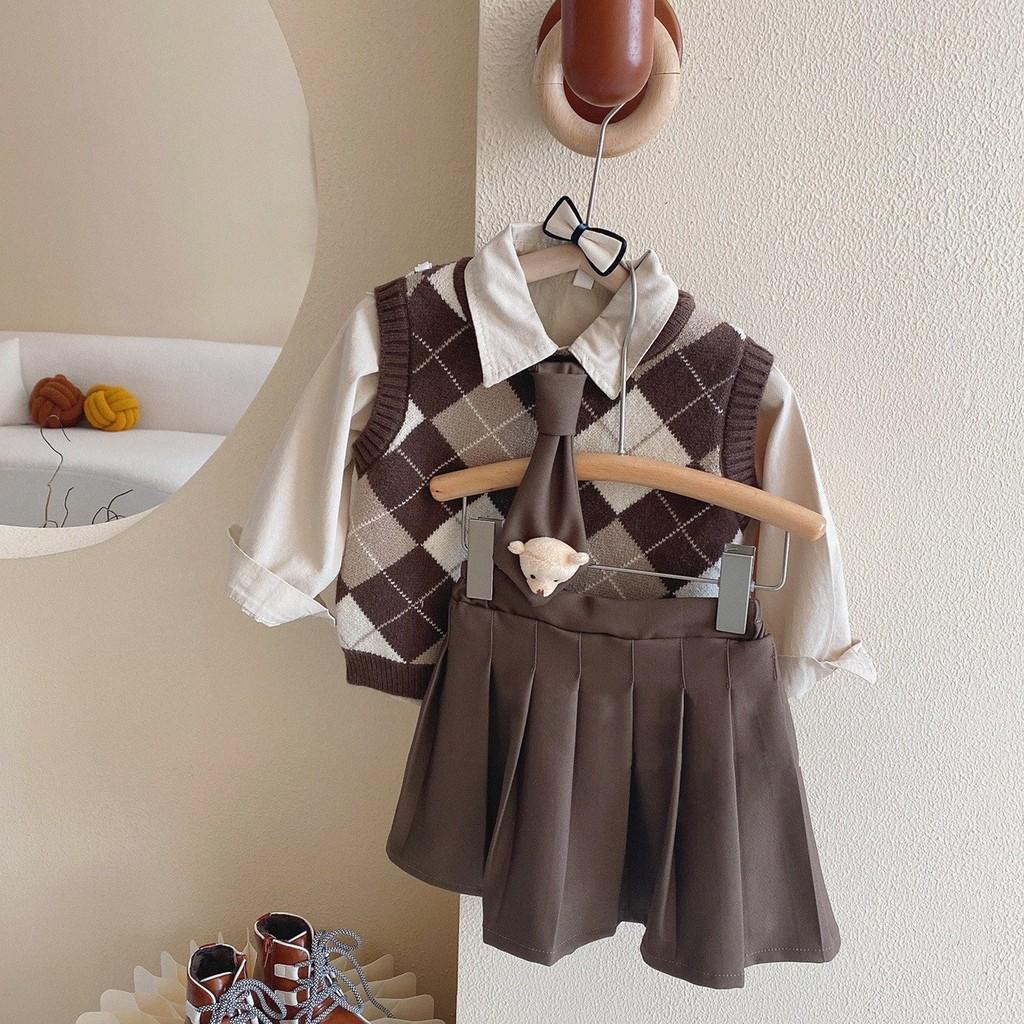 Charming Academy Style Three Piece Suit For Girls Comfortable And Cute Outfit For Children Pleated Skirt,130