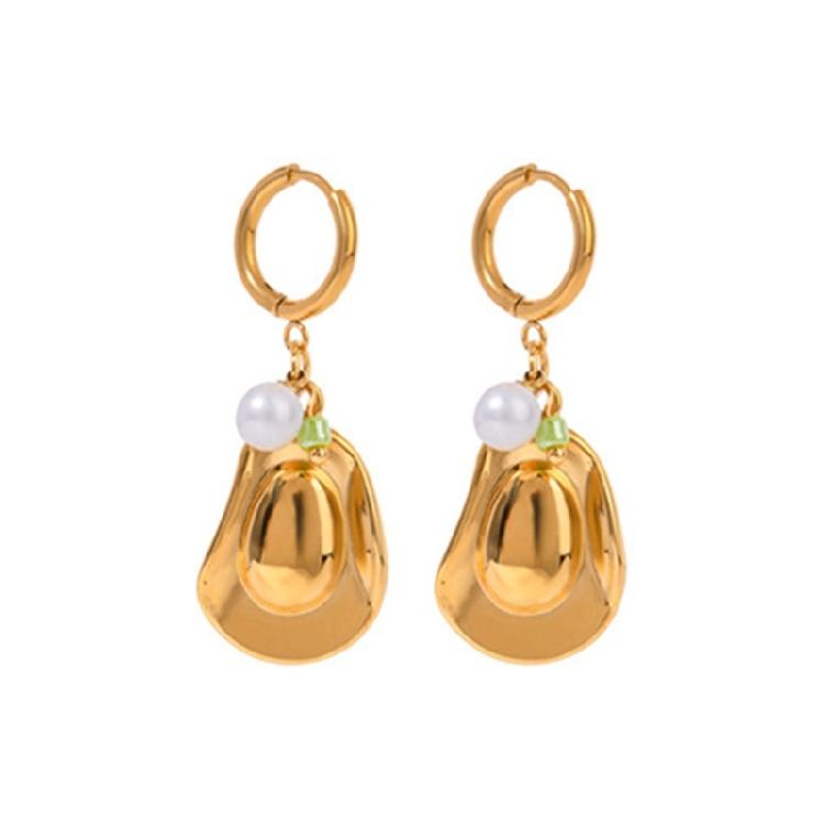 Stylish Gold Color Earrings with Scallops Shells Charm Jewelry Accessory Decoration for Women Who Love to Travel