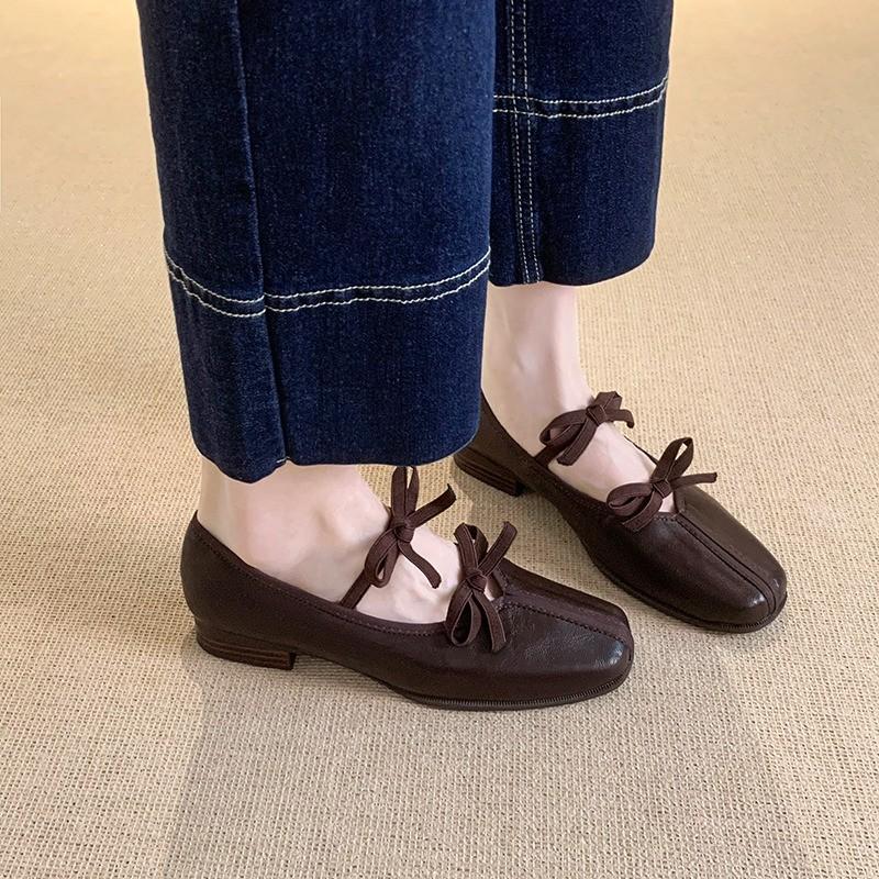Fashion French retro bow shallow opening single shoes for women 2025 autumn new style square-toed, thick-heeled Mary Jane shoes