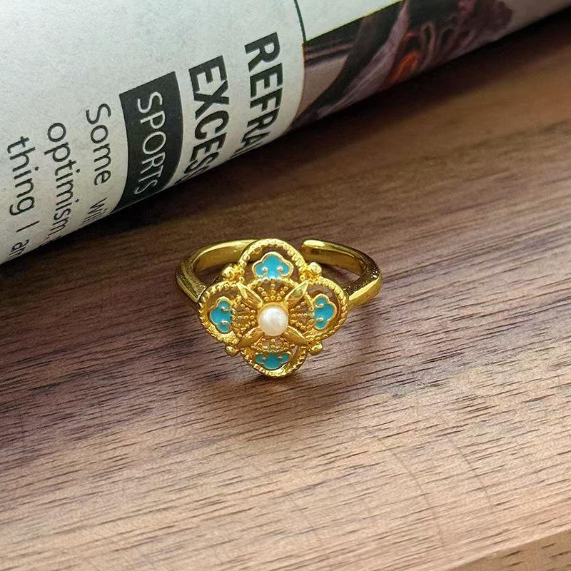 Medieval Vintage Rhombus Four-Leaf Clover High-End Ring Women S Light Luxury Court Style Fashion Niche Stacking Ring Adjustable opening