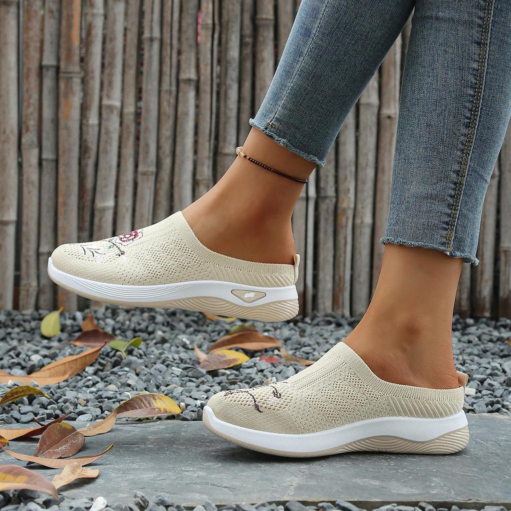 Ademende Slip-On Platte Schoenen voor Dames met Zachte Zool - Lichtgewicht Sneakers voor Elk Seizoen, Geschikt voor Wandelen, Dagelijkse Woon-werkverkeer, Comfortabele Casual Schoenen
