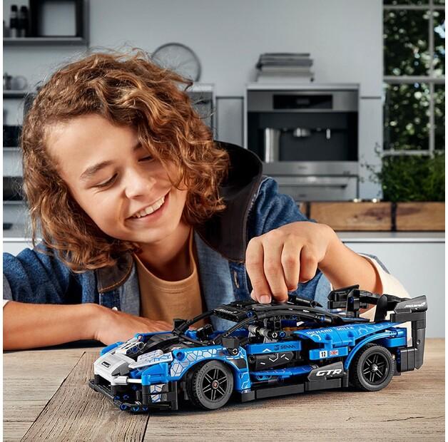 LEGO Technic 42123 McLaren Senna GTR