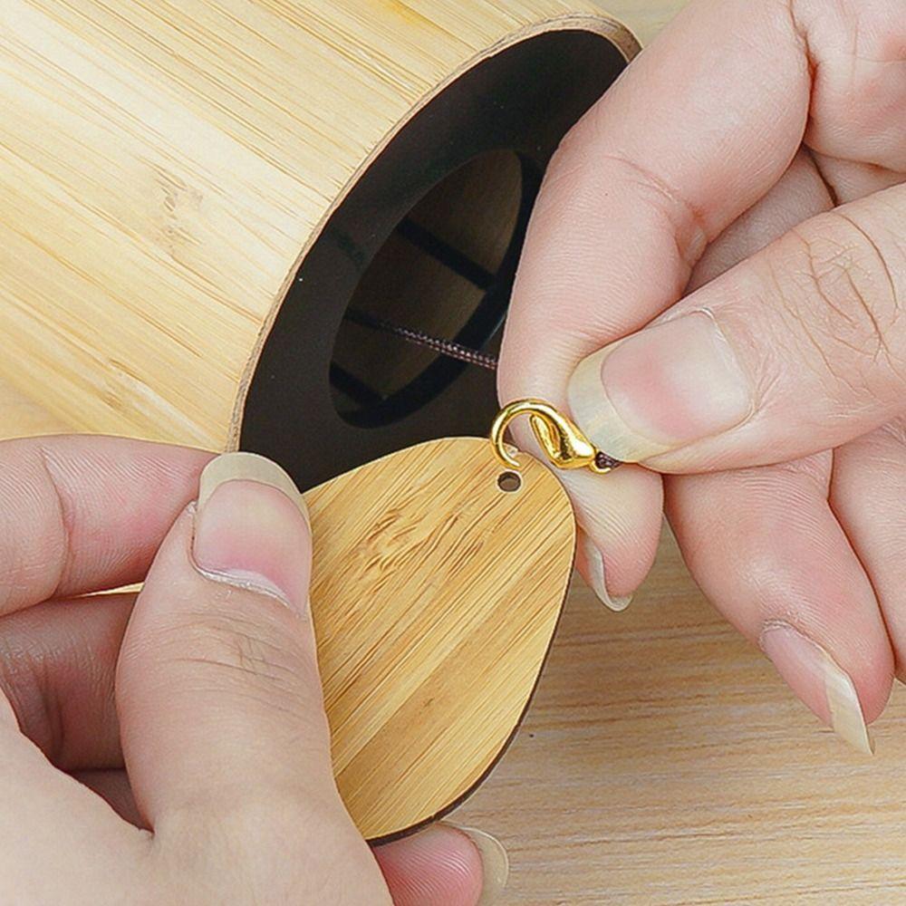 Natural Sound Bamboo Wind Chimes Maple Leaf Figure Four Seasons Wind Bell Wind Blows Pendant Wind Chimes Birthday Gift