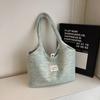 Winter Large-capacity Plush Bag Women, Niche Design Shoulder Bag Japanese Ins Style Versatile Student Tote Bag