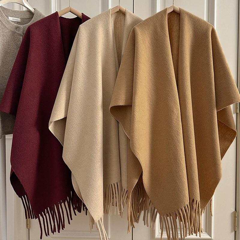 Damen Winter Warmer Gestrickter Schal Mit Fransen Schlitzdesign Dicker Umhang-Stil Wickel Reisefotografie