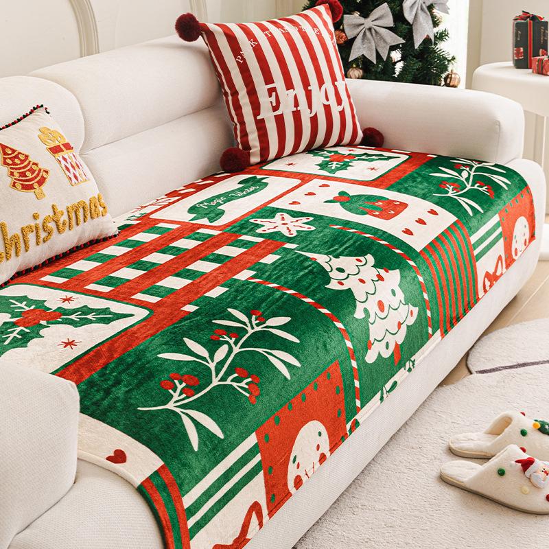 Winter Christmas Flannel Sofa Cover Anti-Slip All-Inclusive Universal Sofa Cover for In One Straight Row Sofa Cushion Decor Home