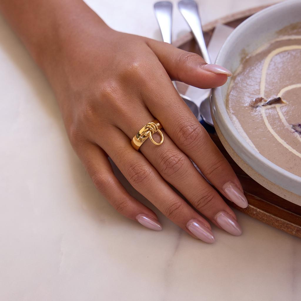 Punk Rock Polished Geometric 18K Gold Plated Rings Waterproof Hypoallergenic Knot Finger Ring Versatile Daily Accessories Bijoux