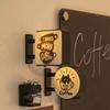 Magnetický nápis Kout s kávou Miniaturní děrovaná deska Samolepka na ledničku Turismus