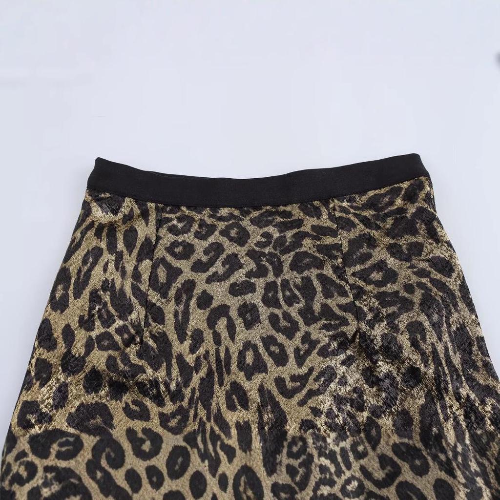 Spring 2025 Women's Slimming Textured Double-Layer Elastic Waist Skirt - European & American Fashion Style