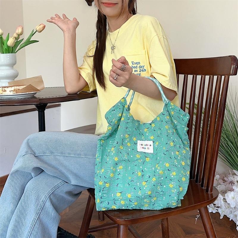 Small Floral Shoulder Canvas Bag Spring and Summer Fresh Thin Tote Bag Large Capacity Holiday Beach Bag