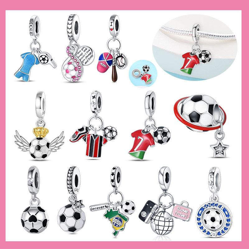Fotbollsserie Berlocker Koppar Tröjor Fotboll Sport Pärlor Hängen Passar Original Armband Halsband Gör-det-själv Smycken Examenspresent