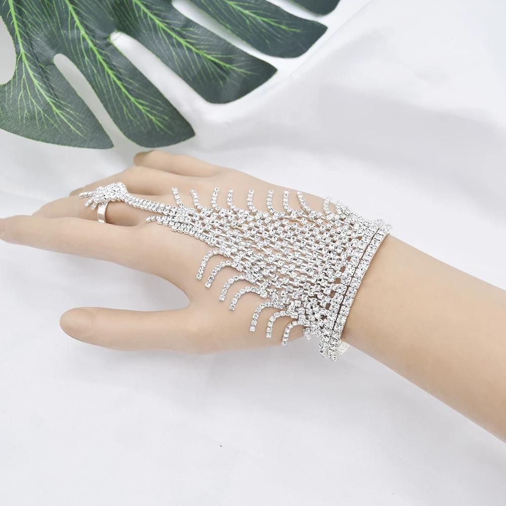Bohemian Vintage Hollow Flower Finger Bracelet for Women Festival Turkish Slave Bracelets Beach Gypsy Tribal Bangle Sexy Jewelry