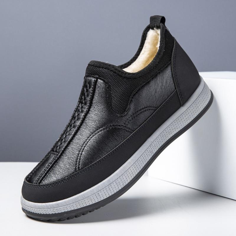 Winter old Beijing cloth shoes men's cotton shoes piled and thickened medium and old warm shoes non-slip one-pedal dad shoes