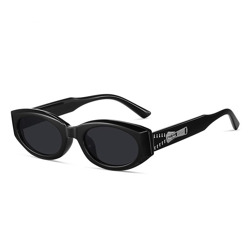 Vintage Small Oval Frame Sunglasses Women Retro Polarized Sun Glasses Fashion Black Shades Classic Summer Accessories Eyewear