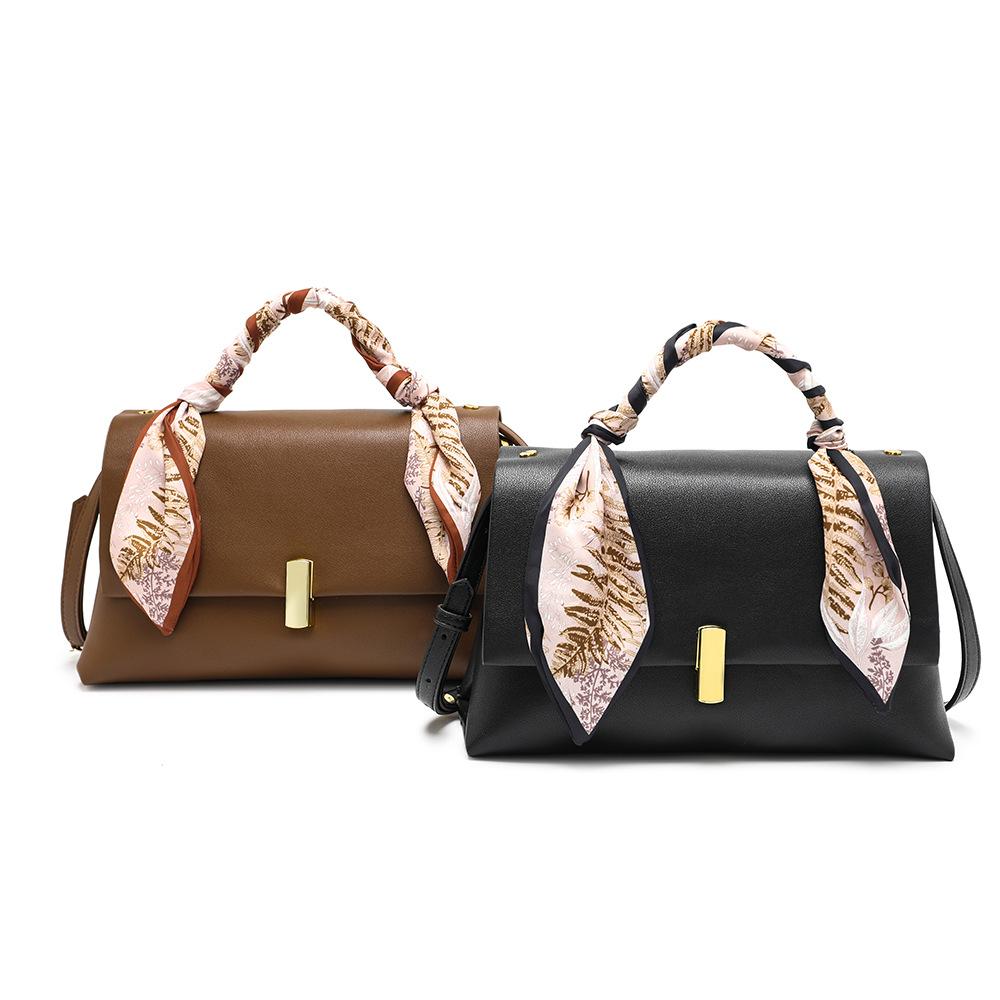 Foreign Style Hand Carrying Silk Scarf Small Square Bag Easy To Match The Texture of One Shoulder Underarm Bag Crossbody Retro Women's Bag