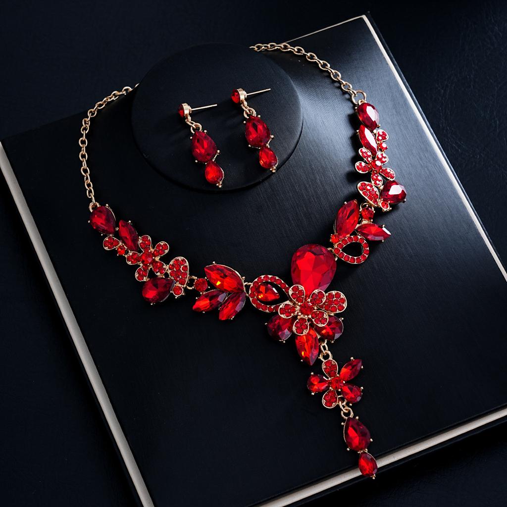 European and American Fashion Light Luxury Necklace Earrings Two-piece Set Bridal Wedding Accessories Dress Set Female 2026