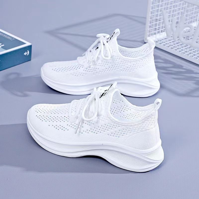New summer hollowed-out casual sports shoes, lightweight soft-soled running shoes, casual single shoes