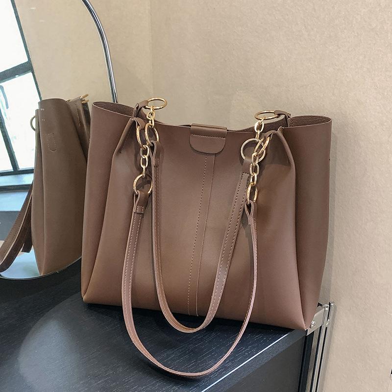 

Сумки женские из искусственной кожи с цепочным декором, трендовые, эстетичные, однотонные, роскошные, с молнией, универсальные, большой емкости, сумка-тоут MIT 33x11x27cm коричневый