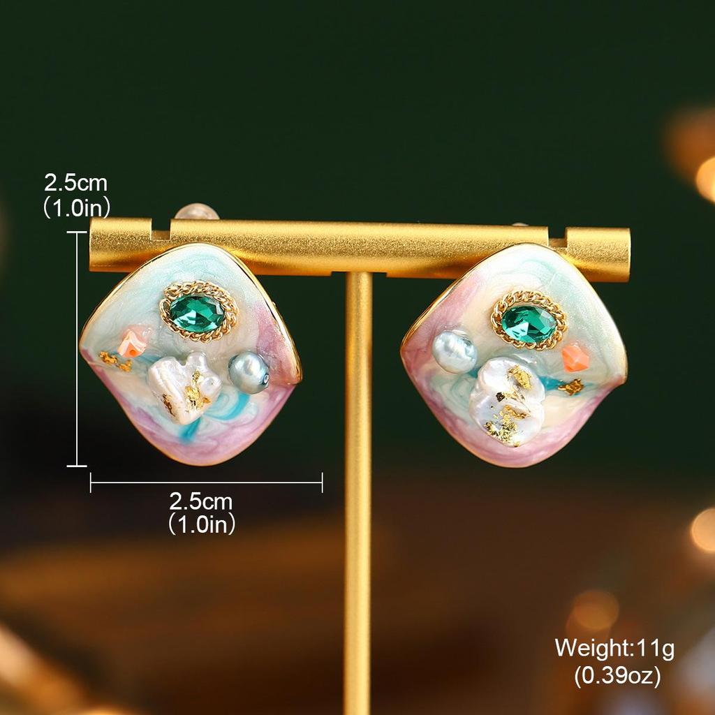 Seria obrazów Van Gogha Moneta: Kolczyki sztyfty z emalią i naturalną perłą w kształcie francuskiego kwiatka, srebro próby 925, kolekcja letnia.