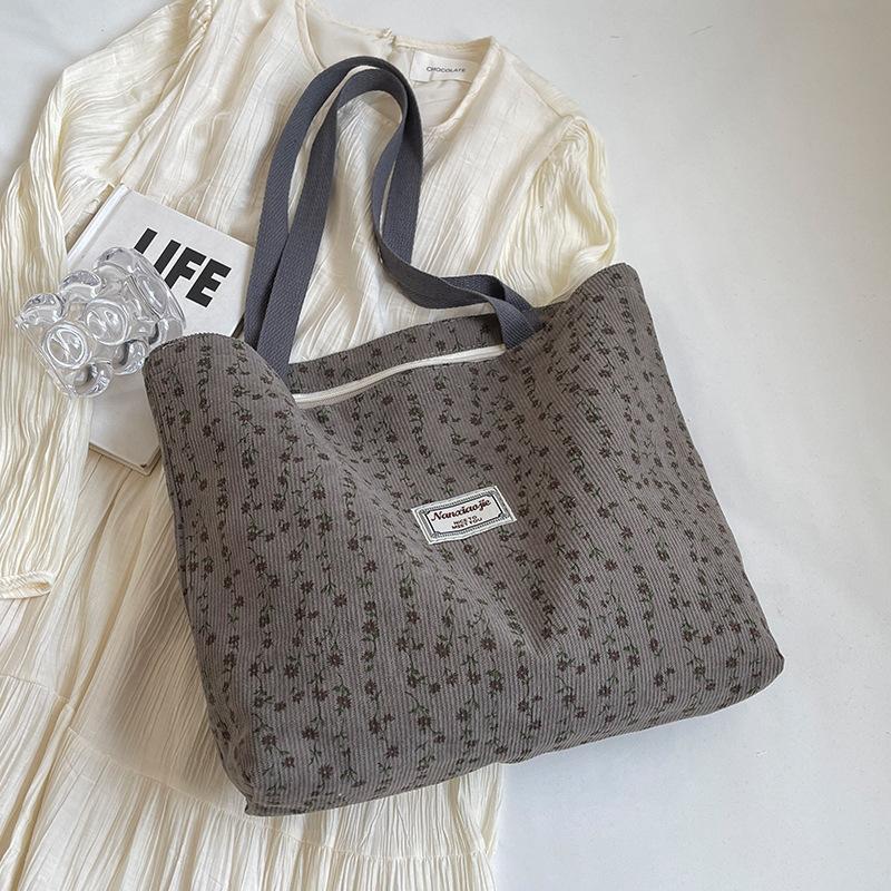 Premium Commuter Tote Bag Large Capacity New Niche One Shoulder Handbag for Women Versatile Mommy Bag