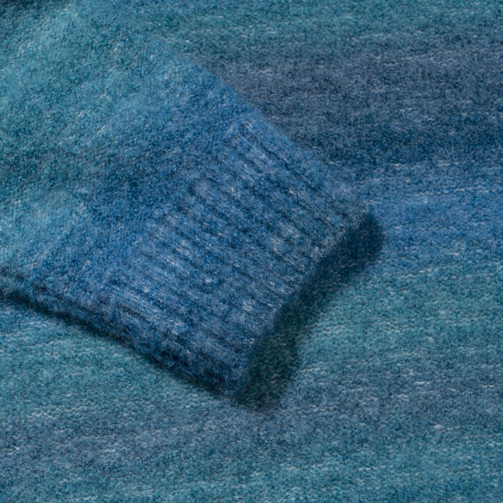 EXTRAORDINARY Gradation Sweater Blue