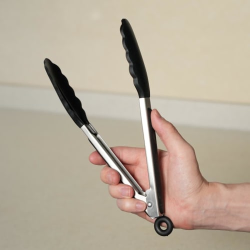 Thunder Group All-Purpose Tongs, 9-inch, 26.5cm Long, with Lock, Stainless Steel and Silicone, SLTHUT610