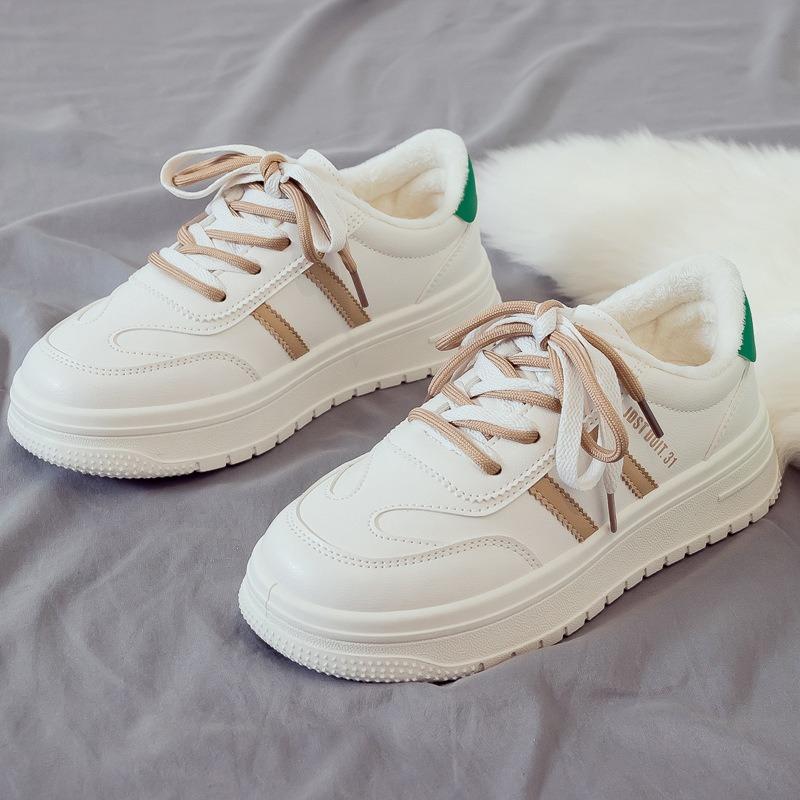 Velvet Little White Shoes Women's Autumn and Winter New Versatile Sports and Leisure Board Shoes Winter Cotton Shoes