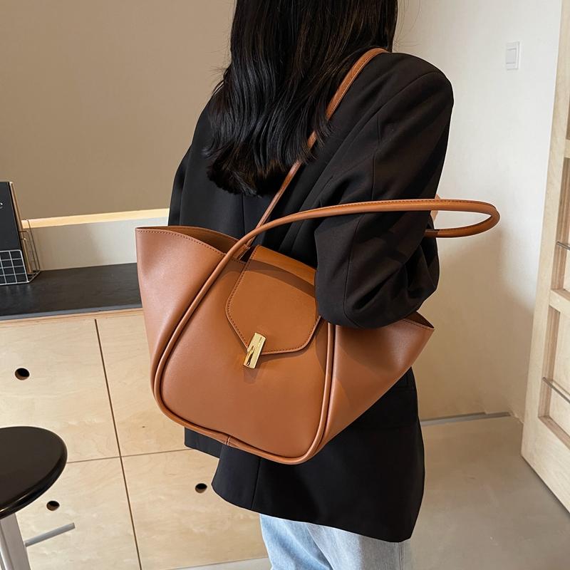 Yogodlns Designer-Edit Large Tote Bag Trendy Lock Detail Satchel, Chic Underarm Purse for Women, Minimalist Crossbody & Work Bag