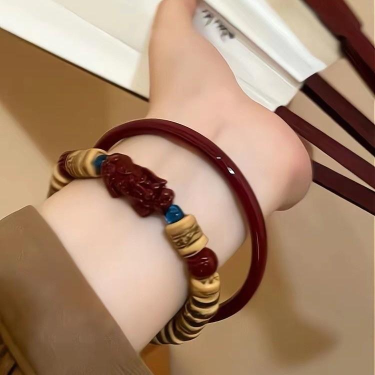 Chic Summer New Chinese Design Red Glass Pixiu Bracelet Coconut Shell Beads