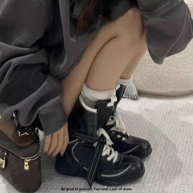 Sweet and Cool Version of Retro Inner Heightening Martin Boots Women's British Round Head Lace-up Sports Boots Short Boots Boxing Boots