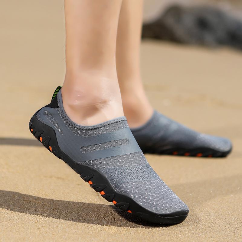 

Уличная пляжная мужская и женская обувь для плавания, дайвинга, дышащая, для пар, обувь для ходьбы по воде, с мягкой подошвой под кожу, приморская, нескользящая, для ручья, мужская обувь 46 темно-серого