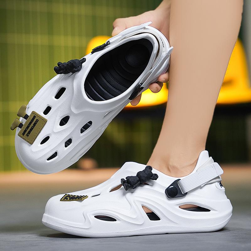 

Men s hole shoes summer thick-soled outer wear violent bear cool slippers beach bag head non-slip casual slippers 36 білий