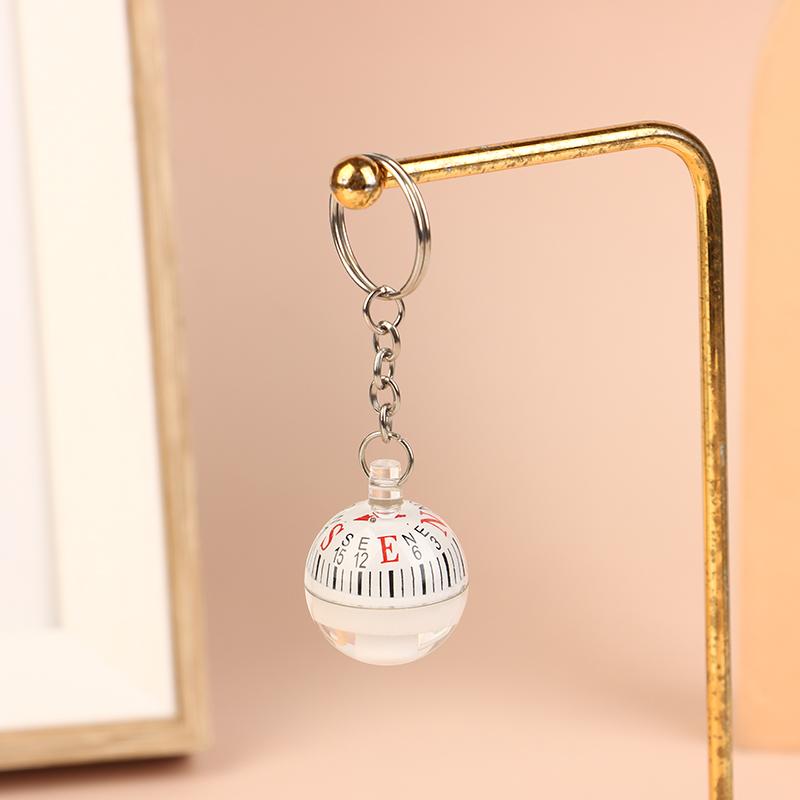 

Круглые маленькие мини-компасы для выживания на открытом воздухе, для кемпинга, пешего туризма, путешествий, точный циферблат, брелок для ключей Edc Ball белый