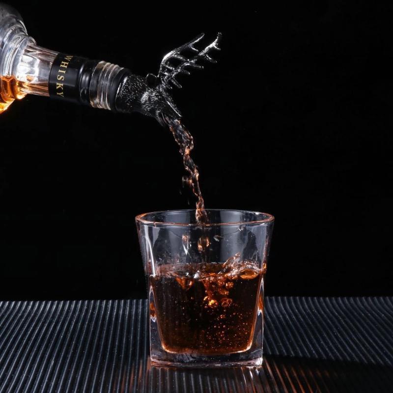 Verseur de vin en forme de tête de cerf en alliage de Zinc, bouchons de bouteille de vin de cerf uniques, aérateurs de vin, outils de Bar, accessoires de cuisine