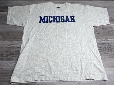 Vintage University Of Michigan Wolverines T-Shirt Spell Out Y2K Collegiate Sz XL