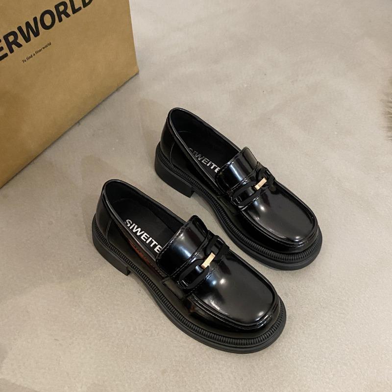 

Новые осенне-зимние женские, маленькие люди увеличиваются в росте, толстые каблуки, британские женщины с маленькой обувью большого размера 42