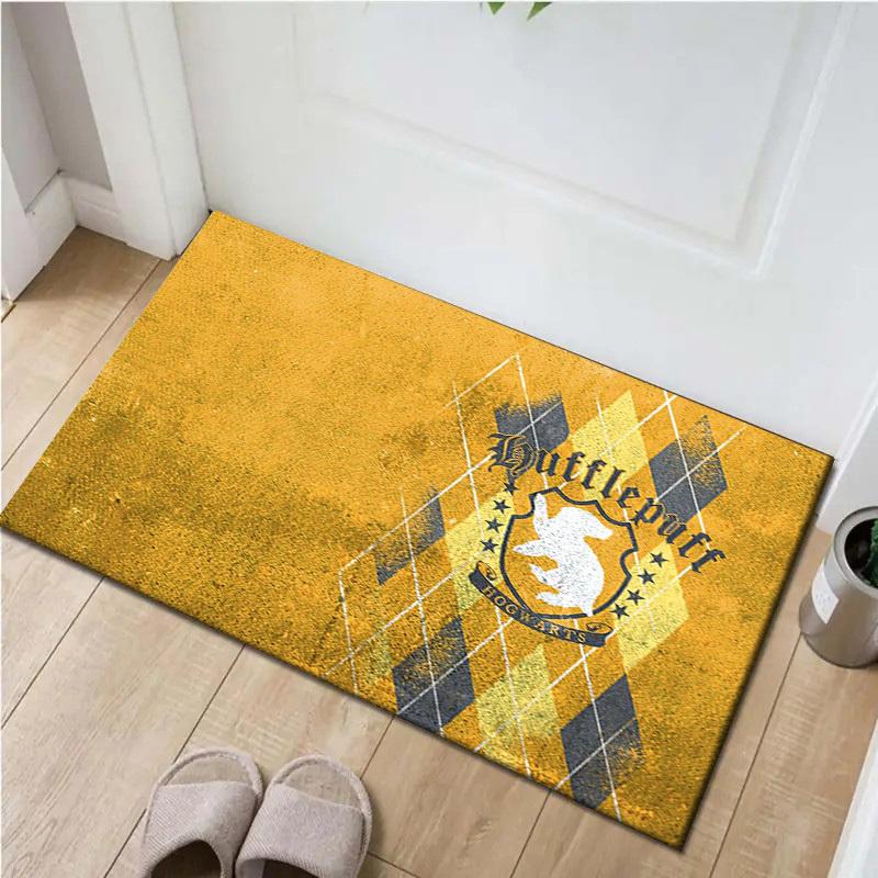 1pc Office Carpet Chair Mats Hufflepuff Hogwarts Crest Perfect for Office Chairs, Living Rooms, Or Bedrooms,Polyester Carpet.HDT037