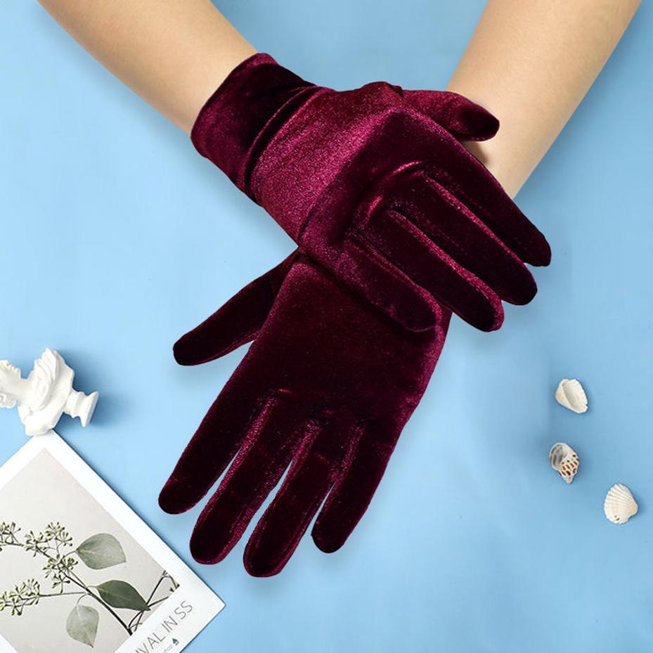 1 Pair Short Opera Velvet Gloves For Women Flapper Stretchy Wrist Length Banquet Gloves Tea Party Halloween Costume Gloves