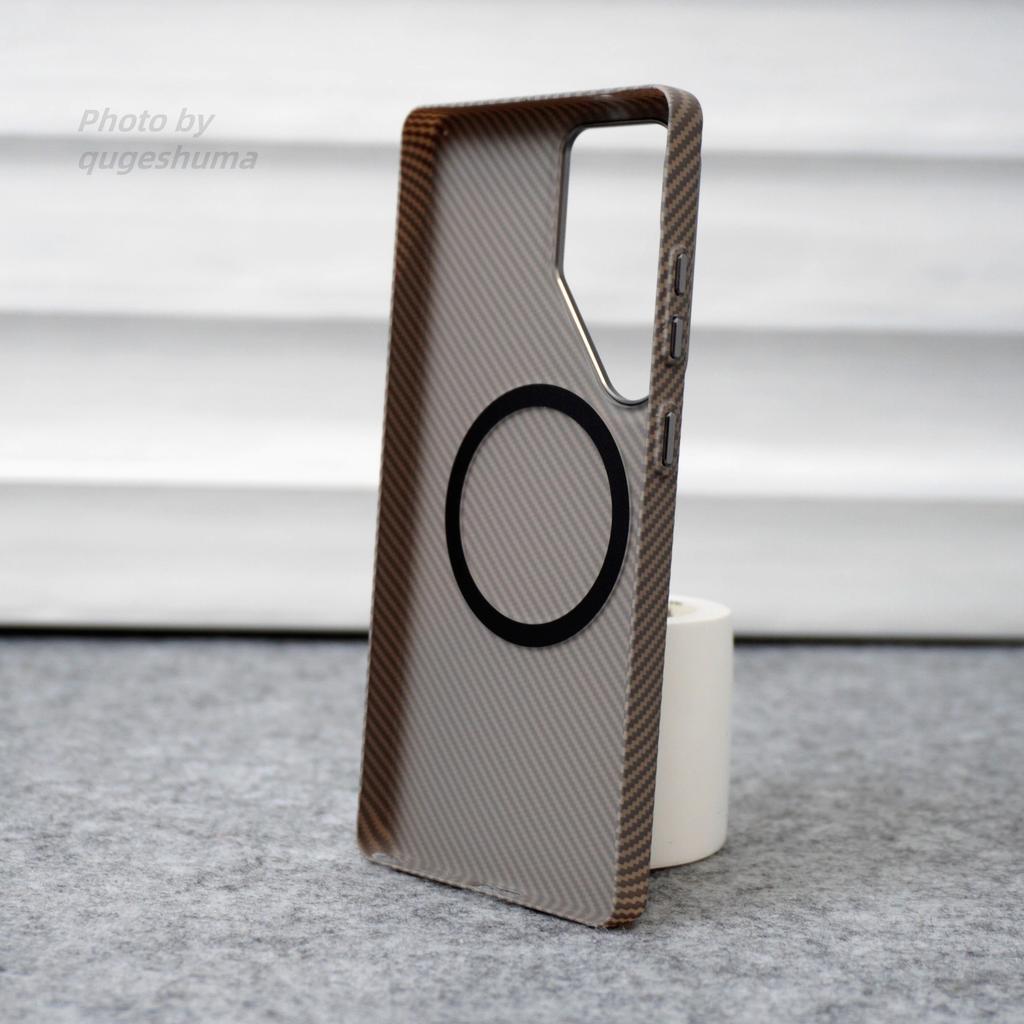 Applicable to Samsung S11UItra carbon fiber pattern magnetic mobile phone case S11UItra metal lens frame anti-drop sheath
