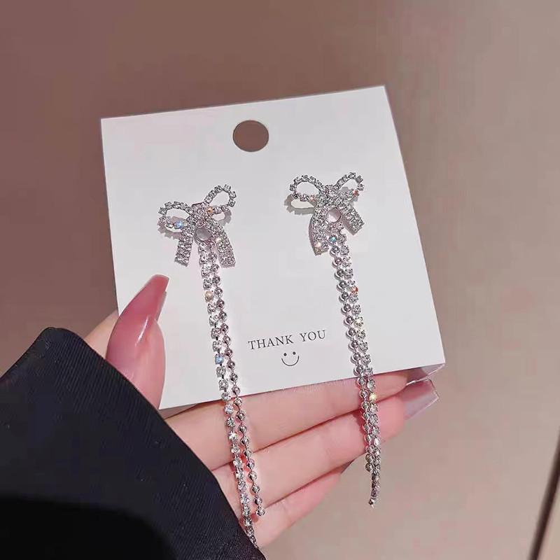 2023 Trendy Rhinestone Bow Tassel Earrings: Elegant Retro Jewelry for Women