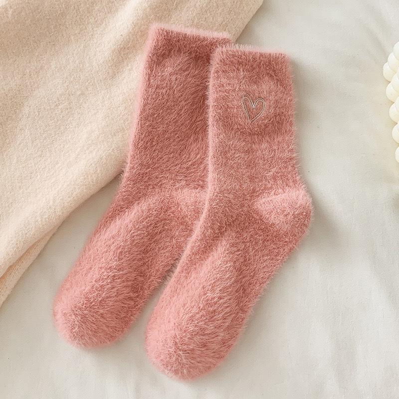 1/5 Pairs Women's Thickened Mink Socks Pink Heart Embroidery Plush Sleepwear Solid Color Warm Middle Tube Autumn Winter Home Socks