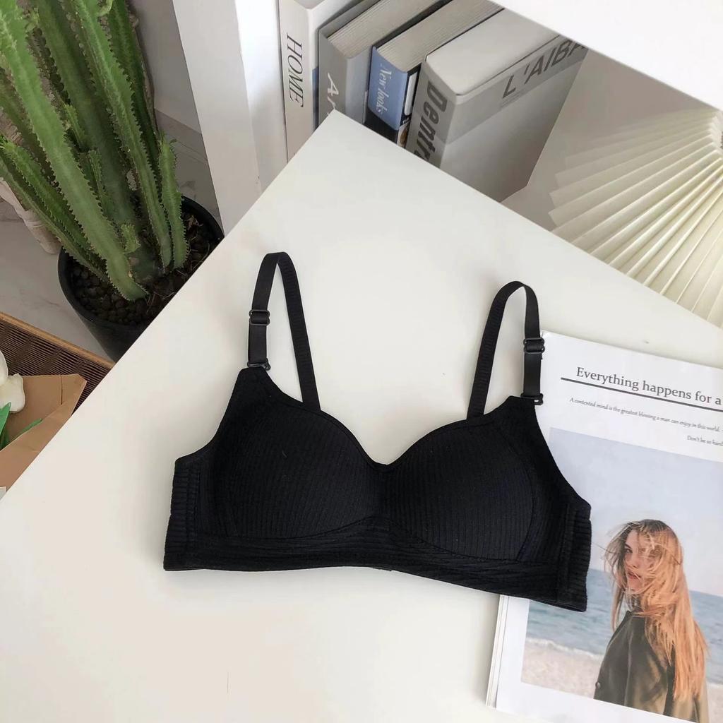 New Student Bra Seamless Sexy Sleep Underwear Women's Small Breasts Gather Without Steel Ring Upper Support Underwear Breathable